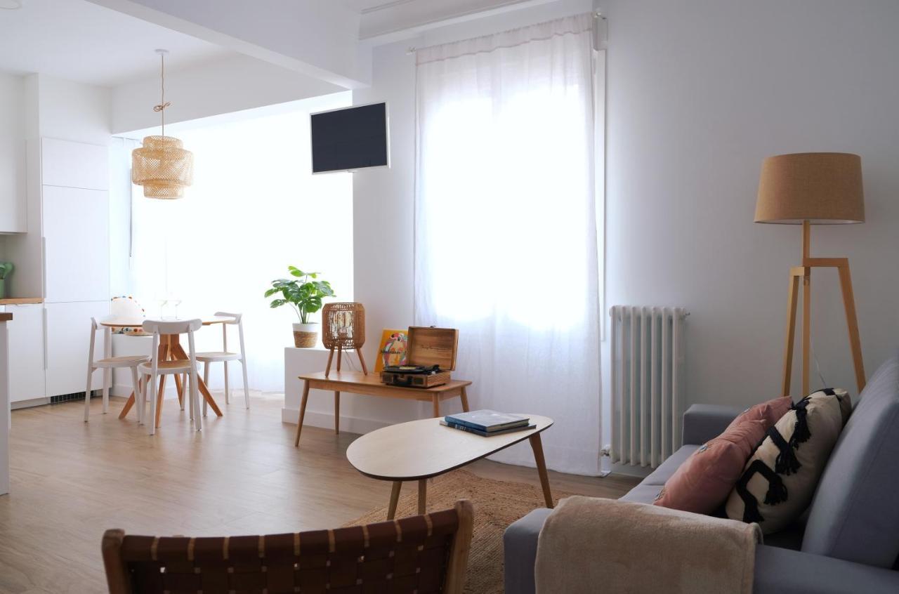 Bright And Modern Apartment In Bilbao City Center Esterno foto